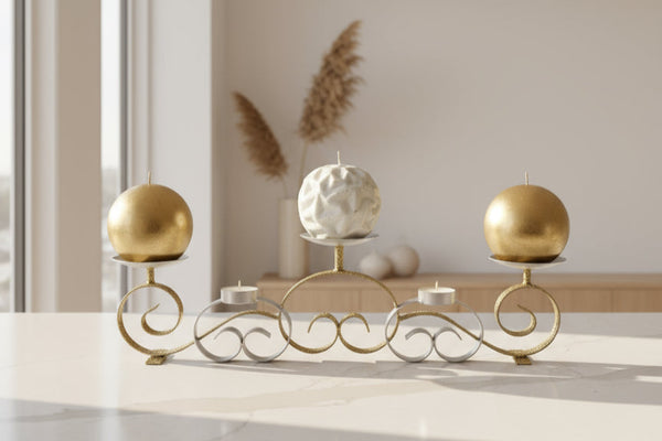 Centerpieces w/ balls image 1