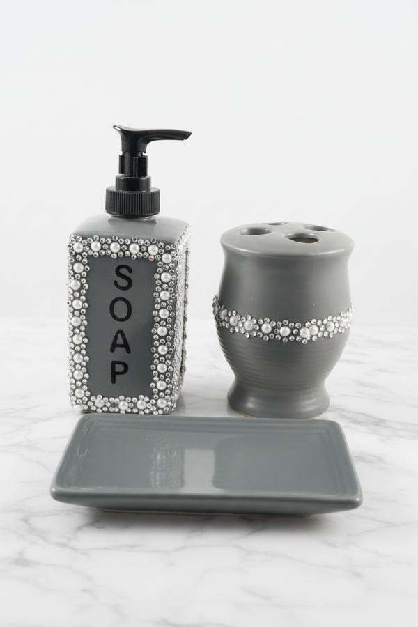 3 piece Gray and Sliver Bathroom Set